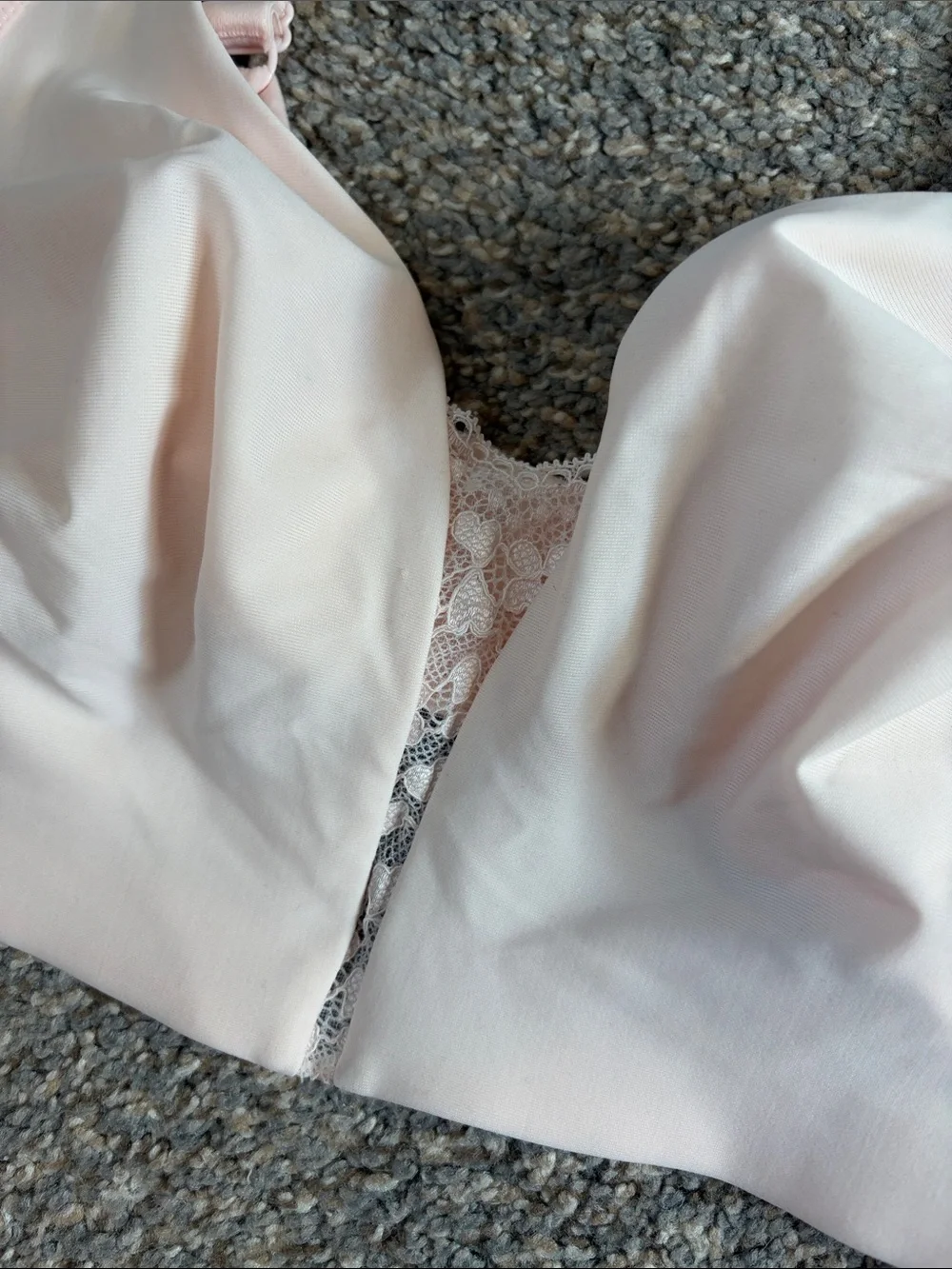 Olga Light Pink Wire Free Easy-Fit Bra 38D/DD 40 B/C NWT